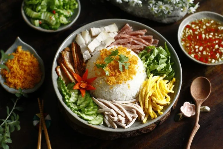 Đi Huế ăn gì